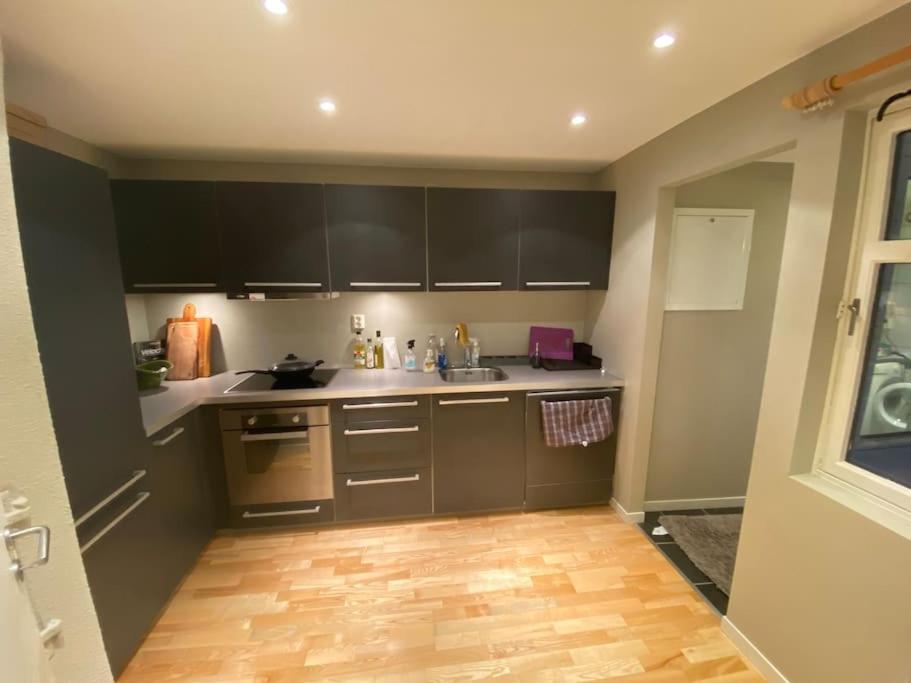 Koslig Leilighet I Bergens Smoroye Apartment Bagian luar foto